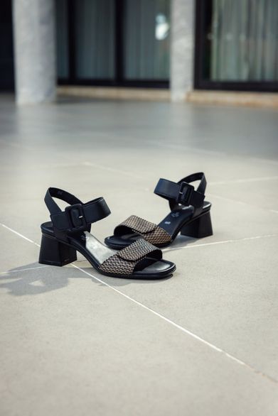 Remonte černé sandály na podpatku D1K51-04