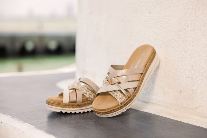 Remonte metalické pantofle na platofrmě Rosegold D0Q50-31