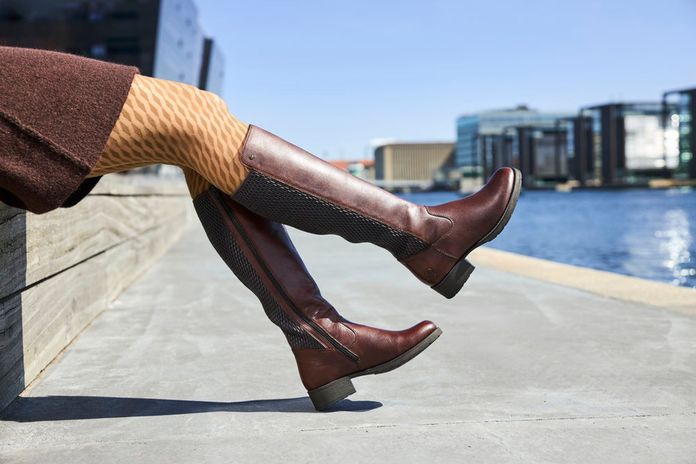 Rieker kožené kozačky se strečí tmavě hnědé Z9591-27